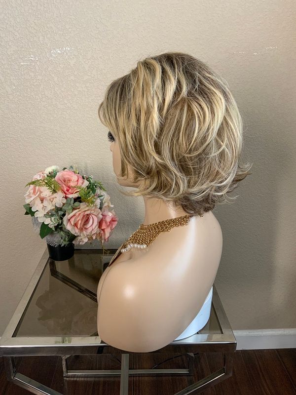 Mono Top Tail Curl Short Wig